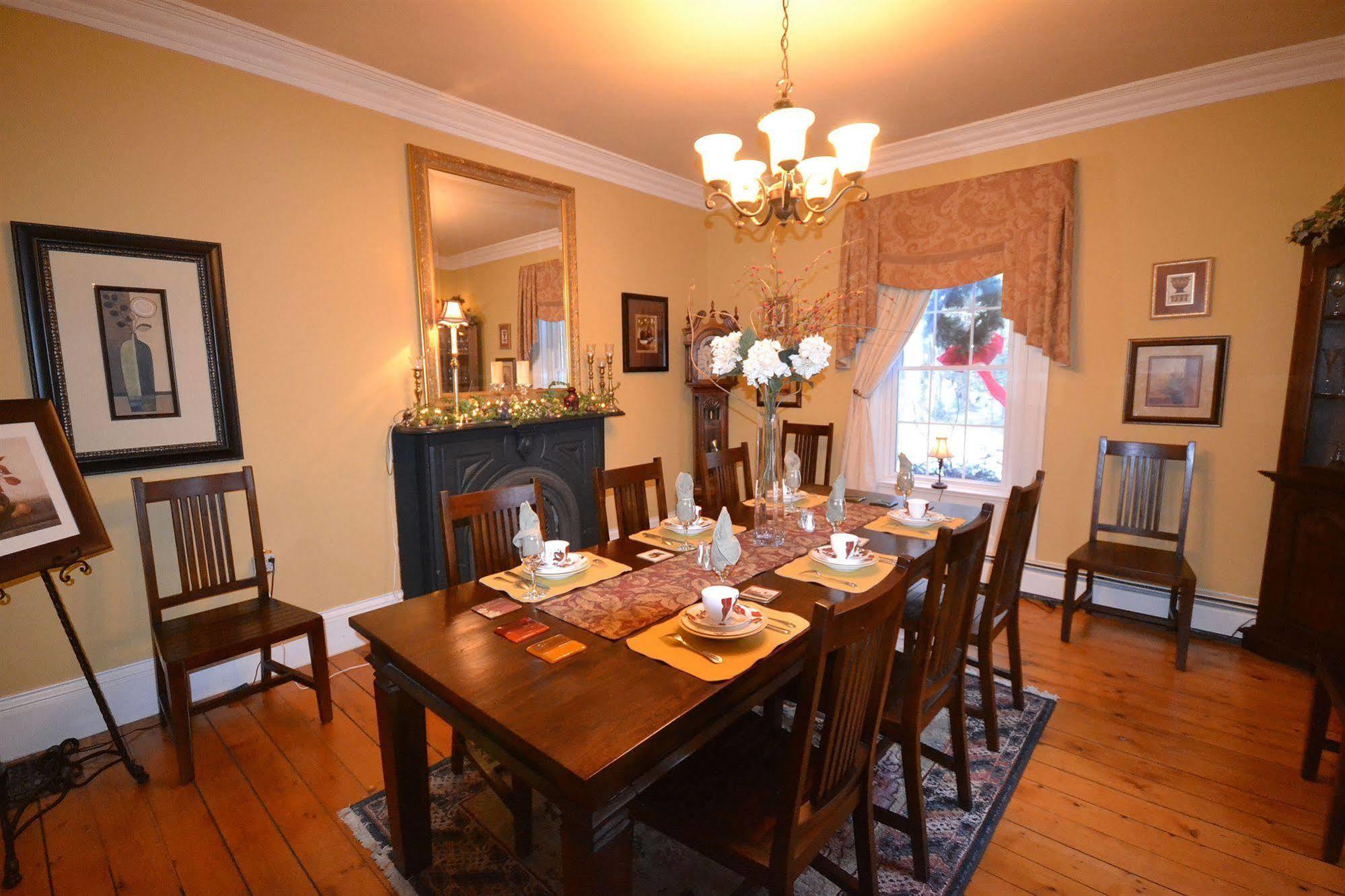 Briarwood Bed & Breakfast Bed and Breakfast Elmsdale Εξωτερικό φωτογραφία